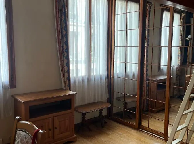 Quatre Reves A Lutece 아파트 *