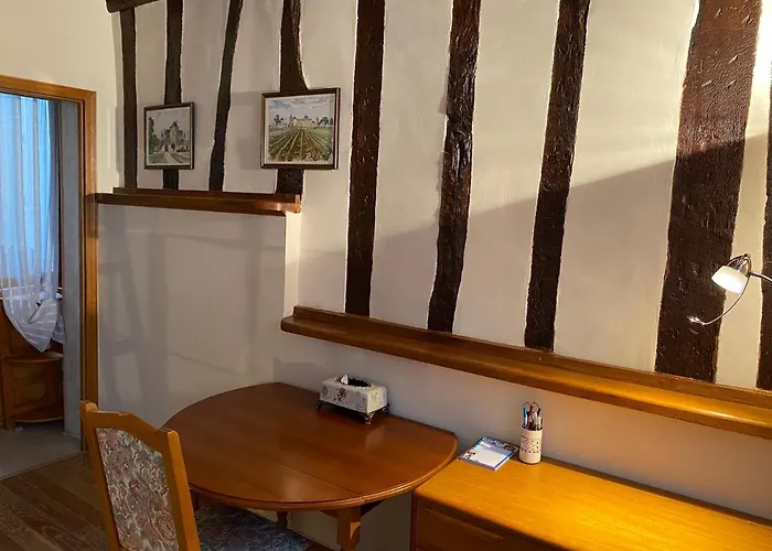 Quatre Reves A Lutece 아파트 *